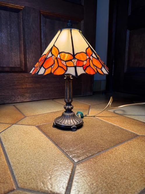 Tafellamp Glas-in-lood (Tiffany Stijl), Antiek en Kunst, Antiek | Glaswerk en Kristal, Ophalen