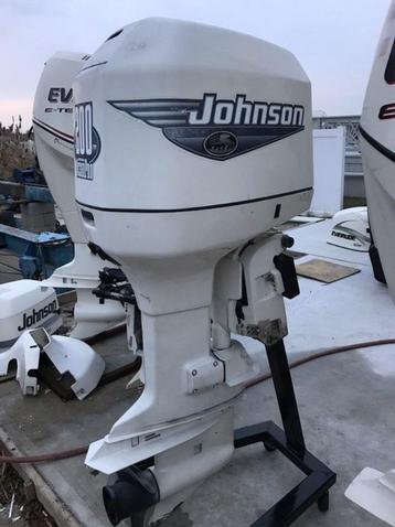 gezocht Johnson/evinrude v6 voor stukken buitenboormotor beschikbaar voor biedingen
