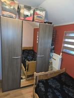 À VENDRE : garde-robe 3 portes, Maison & Meubles, Avec tablette(s), 150 à 200 cm, Comme neuf, Moderne