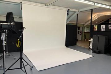 Fotostudio beschikbaar voor biedingen