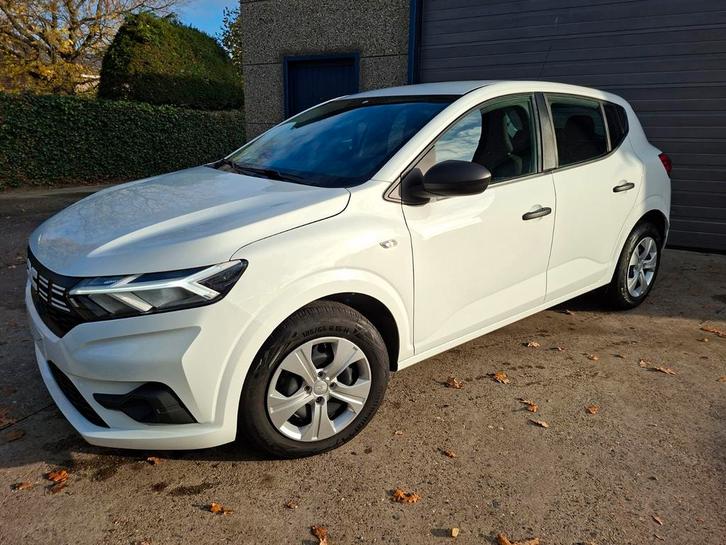 DACIA SANDERO 1.0SCE 19000KM!!!! MET GARANTIE, Auto's, Dacia, Particulier, Sandero, Bluetooth, Cruise Control, Radio, Benzine
