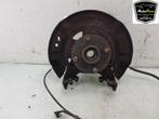 FUSEE RECHTS VOOR Toyota Yaris II (P9) (01-2005/12-2014), Gebruikt, Toyota