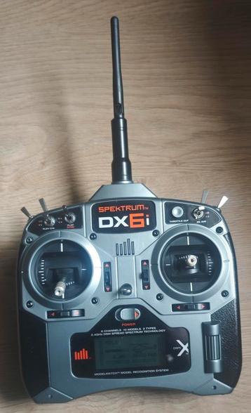 Spektrum DX6I zonder ontvanger beschikbaar voor biedingen