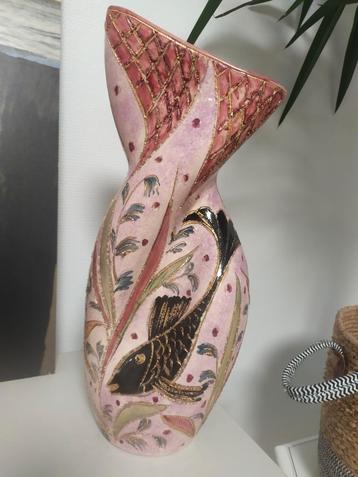 Mooi vaas  beschikbaar voor biedingen