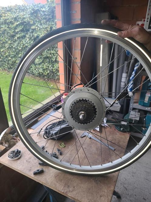 Ensemble de roues Koga avec moteur de roue arrière, Vélos & Vélomoteurs, Vélos Pièces, Utilisé, Général, Enlèvement