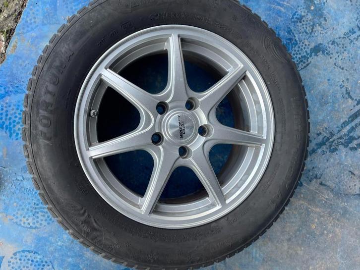 Winterbanden 215/60 R16 op Alu – Klaar voor de winter!, Auto-onderdelen, Banden en Velgen, Band(en), Winterbanden, 16 inch, Overige