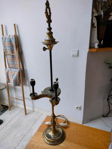 Antieke brocante staande lamp