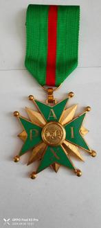 médaille paix ruban vert et rouge, Ophalen
