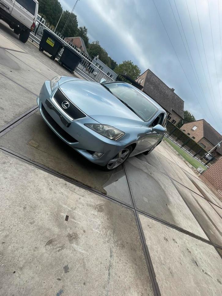 Lexus is220d/ is250, Auto's, Lexus, Particulier, IS, ABS, Adaptieve lichten, Airbags, Airconditioning, Alarm, Boordcomputer, Centrale vergrendeling