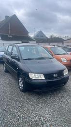 Hyundai Matrix 1.6 Benzine Euro4 Mag In LEZ, Auto's, Hyundai, Matrix, Zwart, Bedrijf, Radio