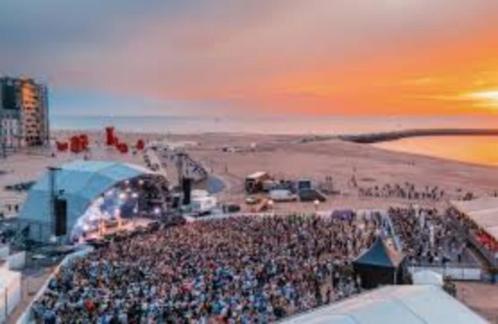 Duo ticket Summer Love zondag 6 juli 2025, Tickets en Kaartjes, Concerten | Pop, Twee personen, Juli