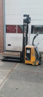 Stapelaar heftruck 2010, Zakelijke goederen, Ophalen, Heftruck