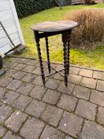 Antiek tafeltje, Ophalen