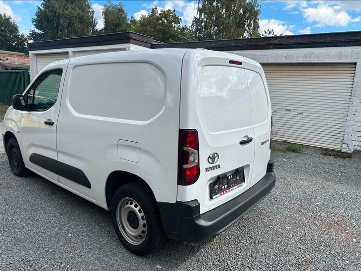 Toyota Proace City 1.2 Benzine,Bj 2022,Euro 6,Lichte vracht, Auto's, Bestelwagens en Lichte vracht, Bedrijf, Te koop, ABS, Airbags