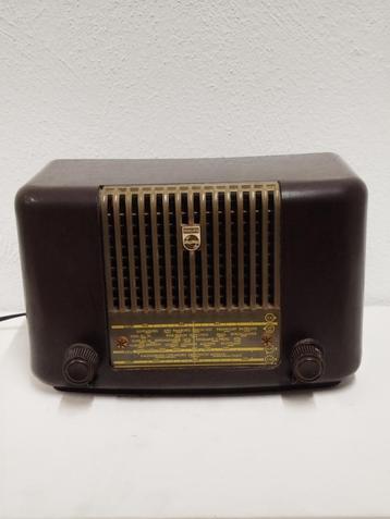 Jaren ’50 Philips bakeliet buizenradio -Philetta 54-L (BD233 beschikbaar voor biedingen