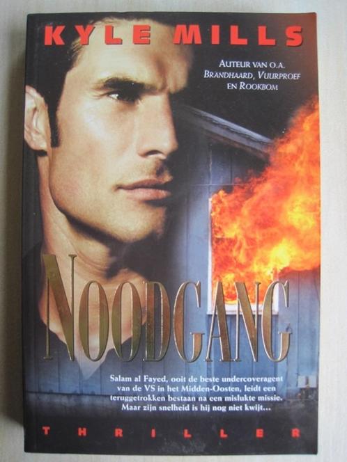 119 - Noodgang - Kyle Mills, Boeken, Thrillers, Zo goed als nieuw, Wereld overig, Ophalen of Verzenden