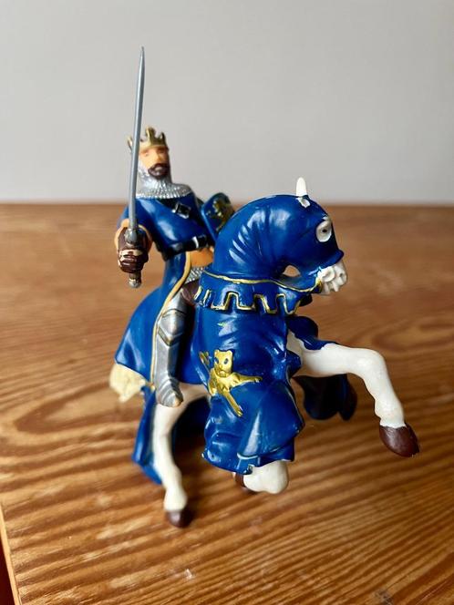 Figurine PAPO Roi Richard Coeur de Lion Bleu et son cheval, Enfants & Bébés, Jouets | Figurines, Utilisé