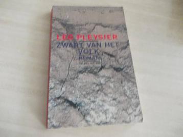 Boek "Zwart van het Volk". NIEUW.