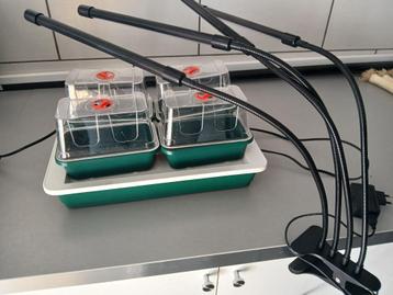 Warmte kweekkast met uv lamp beschikbaar voor biedingen