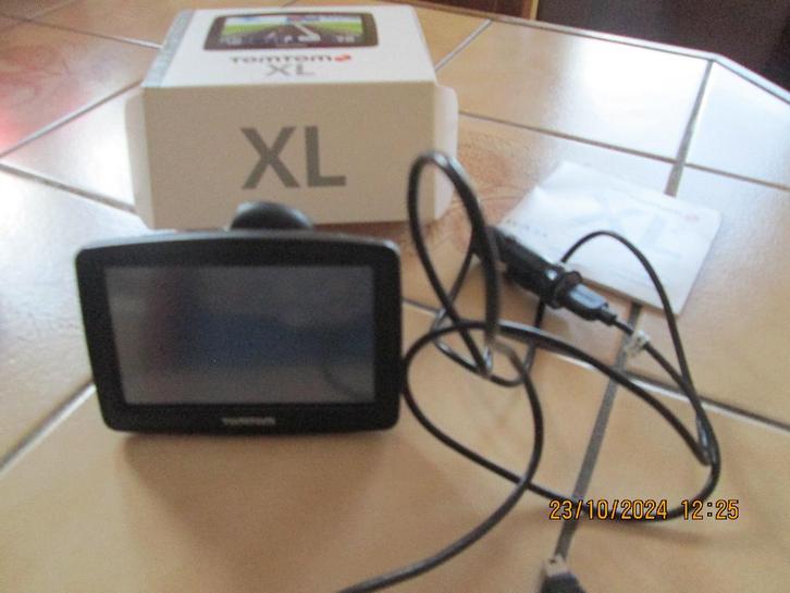 GPS TomTom XL, Auto diversen, Autonavigatie, Gebruikt, Ophalen of Verzenden