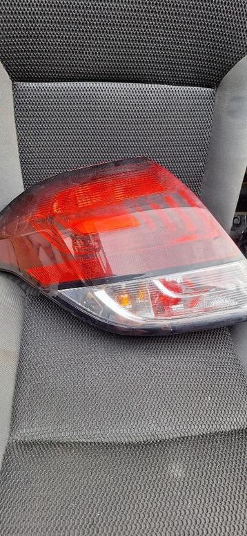 Achterlicht links Citroën C4  beschikbaar voor biedingen