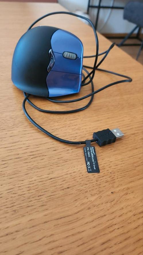 Ergonomische muis, Computers en Software, Muizen, Zo goed als nieuw, Muis, Ergonomisch, Ophalen of Verzenden
