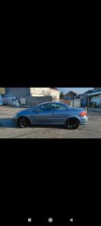 Peugeot 307cc, Cabriolet, Boîte manuelle, Noir, 2 portes