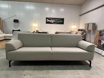 Nieuwstaat Rolf Benz 310 3-Zits Lichtgrijs – NP: €5.200 beschikbaar voor biedingen