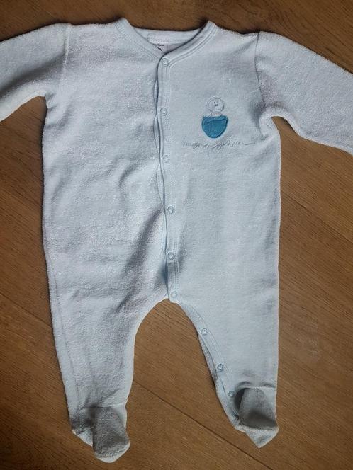 PETIT BATEAU Pyjama bleu clair "mon poussin" T.12 mois/74cm, Kinderen en Baby's, Babykleding | Maat 74, Gebruikt, Jongetje of Meisje