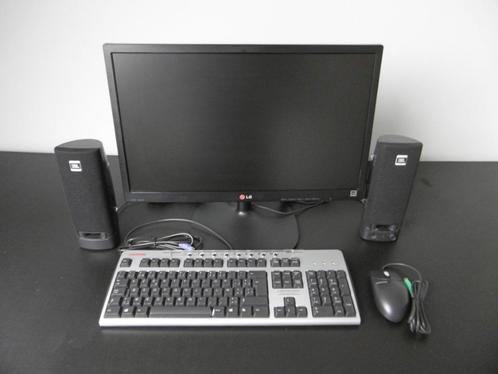 Desk computer, Computers en Software, Pc- en Netwerkkabels, Zo goed als nieuw, Ophalen