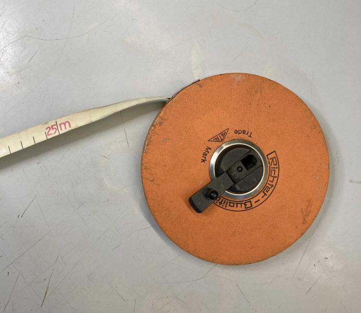 RICHTER meetlint van 25 meter, Doe-het-zelf en Bouw, Meetapparatuur, Gebruikt, Afstand, Ophalen of Verzenden