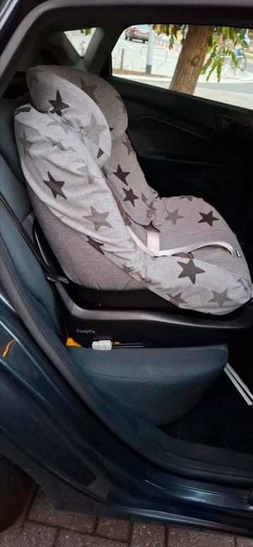 Maxi cosi Pearl smart + isofix basis 2way en hoes! beschikbaar voor biedingen