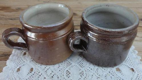 2 Franse brocante gres potten met oor, Antiquités & Art, Curiosités & Brocante, Enlèvement ou Envoi