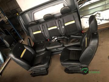 Bekleding Set (compleet) van een Opel Vivaro beschikbaar voor biedingen