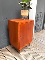 Prachtig vintage kastje / nachtkastje op conische pootjes, Ophalen, Zo goed als nieuw