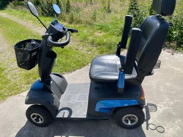  Invacare Orion Pro 4 Blauw scootmobiel