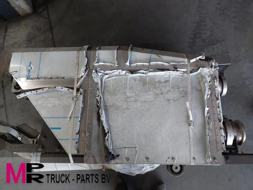 Diversen Diesel Partikel Filter (DPF) verticaal Diesel Parti, Auto-onderdelen, Vrachtwagen-onderdelen, Overige merken, Uitlaatsystemen