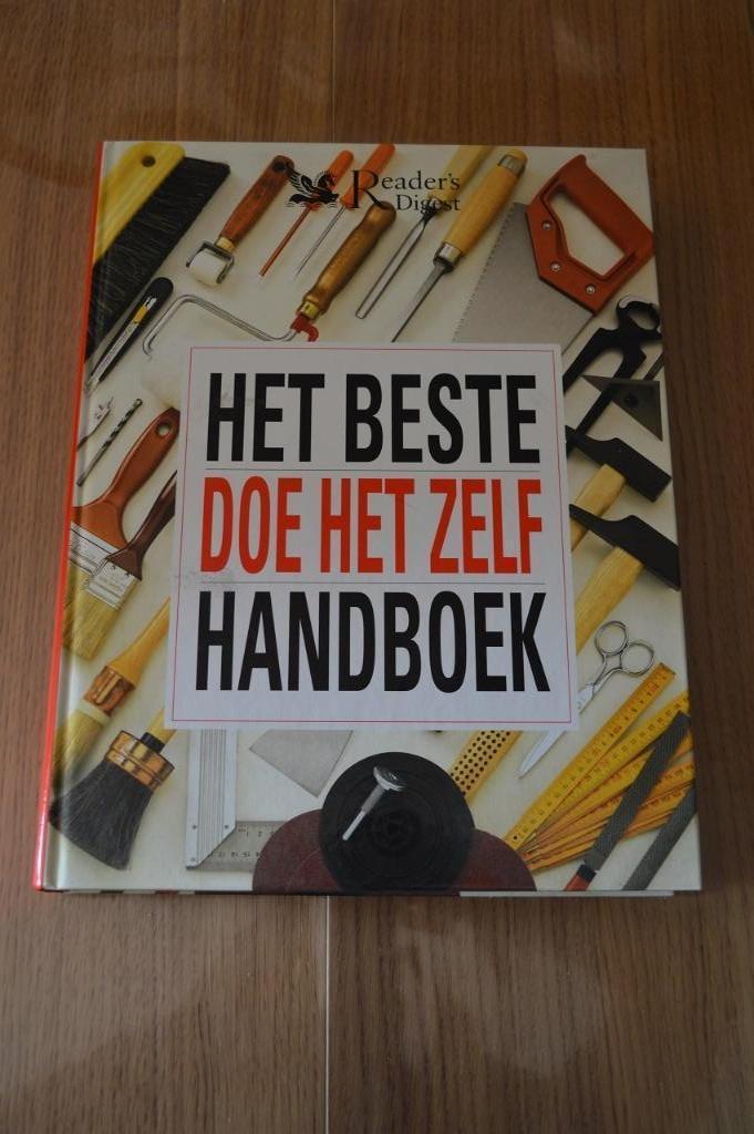 Reader's digest Hert beste doe het zelf handboek, Boeken, Wonen en Tuinieren, Zo goed als nieuw, Klussen, Ophalen of Verzenden