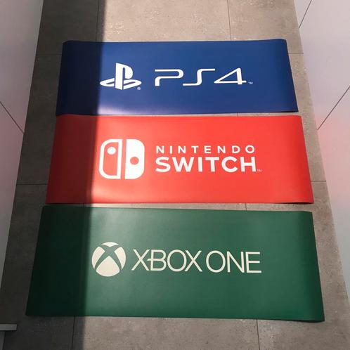 Reclame magneten van xbox one, playstation 4 en nintendo, Huis en Inrichting, Woonaccessoires | Tekstborden en Spreuken, Zo goed als nieuw