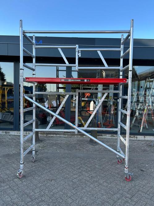 Altrex RS-5 kamersteiger/rolsteiger 1.85x0.75M 4.00M WH, Doe-het-zelf en Bouw, Schildersmaterialen, Gebruikt, Overige typen, Ophalen