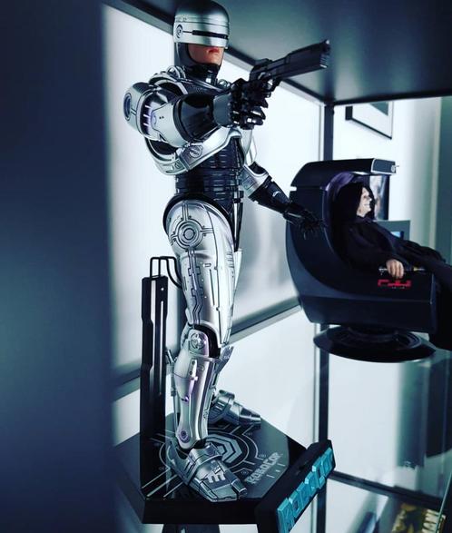 Figurine de collection RoboCop (Hot Toys) 1/6, Verzamelen, Film en Tv, Zo goed als nieuw, Film, Actiefiguur of Pop, Ophalen