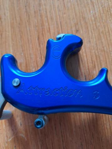 Release voor compoundboog beschikbaar voor biedingen