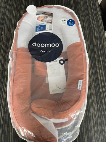 Domoo cocoon nestje beschikbaar voor biedingen