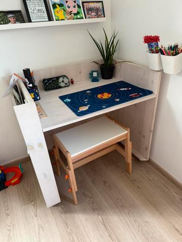 Bureau Lifetime beschikbaar voor biedingen