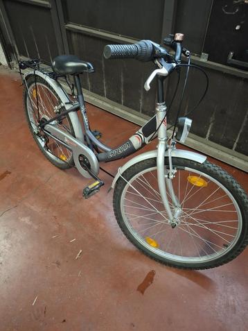 meisjesfiets  beschikbaar voor biedingen