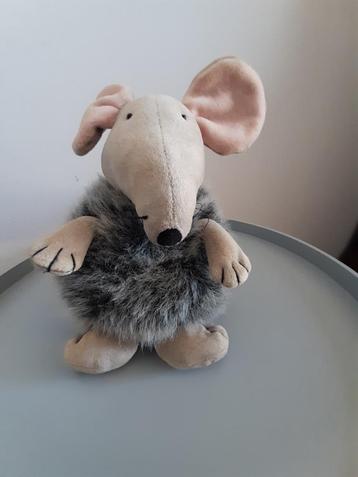 Jellycat Puffball mouse beschikbaar voor biedingen