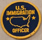 Écusson vintage représentant un agent d'immigration américai, Collections, Enlèvement ou Envoi