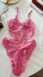 Lingerie body rose dentelle M, Rose