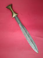 Couteau Ethnie BOA Angba du Congo, Antiek en Kunst, Kunst | Niet-Westerse kunst, Ophalen of Verzenden