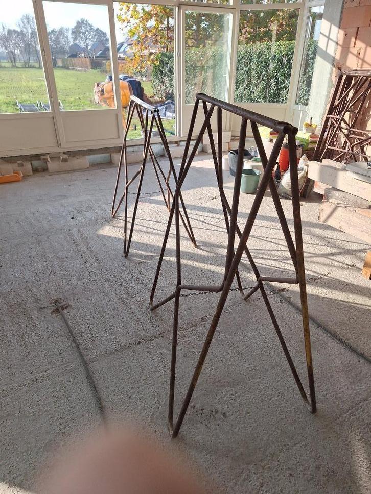 11 stalen schragen te Wuustwezel, Doe-het-zelf en Bouw, Overige Doe-Het-Zelf en Bouw, Gebruikt, Ophalen